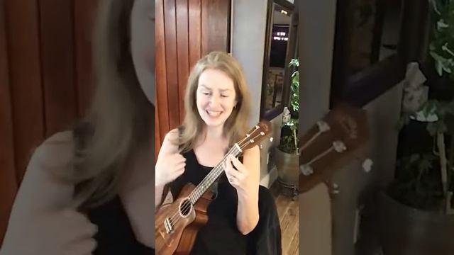 TRUE SPANDAU BALLET   UKULELE COVER BY LISA LERMAN смотреть онлайн