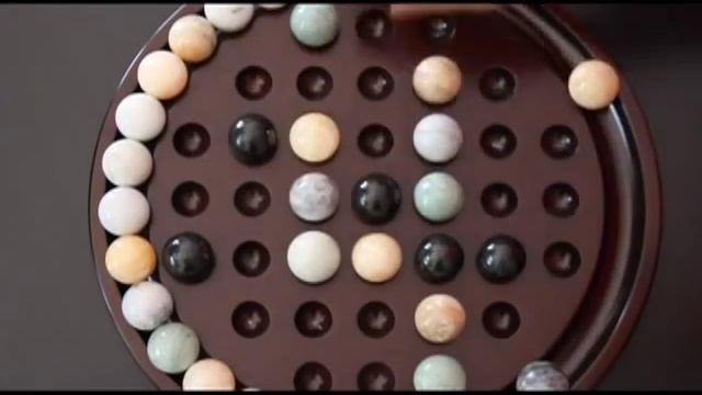 Marble Solitaire Solution смотреть онлайн