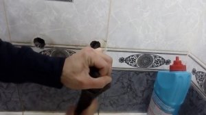 Как выкрутить? отломился смеситель. отломилась резьба крана, отломился кран.
