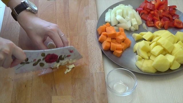 Корейская кухня: Картофель тушёный в соевом соусе или Камджя чорим (감자 조림)