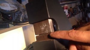 Приспособа для ковки плечиков клинка и начало спусков от рикассо.