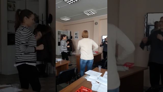 Минутка активности на курсе по правильному питанию.mp4