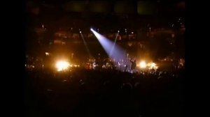 U2 Bad + Where the streets have no name (Boston 2001) HD