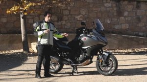 Review Honda NT 1100