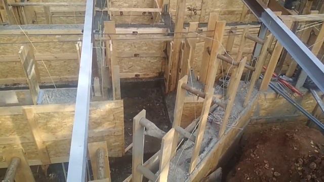 Строительство здания из пенополистеролбетона