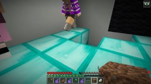 ГИГАНТСКАЯ СТАТУЯ ЕВГЕНБРО ЛАБИРИНТ в МАЙНКРАФТ НО ДЕВУШКА НУБ И ПРО ВИДЕО ТРОЛЛИНГ MINECRAFT