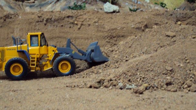 Diorama 1/50 Extraccion de material (11 ) смотреть онлайн