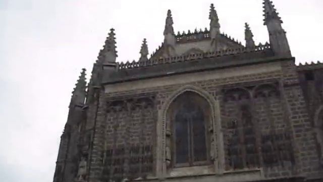 Толедо. Монастырь Сан-Хуан-де-лос-Рейес смотреть онлайн