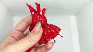 Огненный дракон амигуруми из бисера