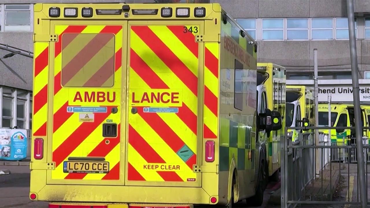 В Великобритании проходит масштабная забастовка работников скорой помощи