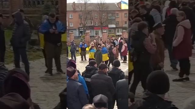 Защита Преображенского собора Белой Церкви от радикалов. смотреть онлайн