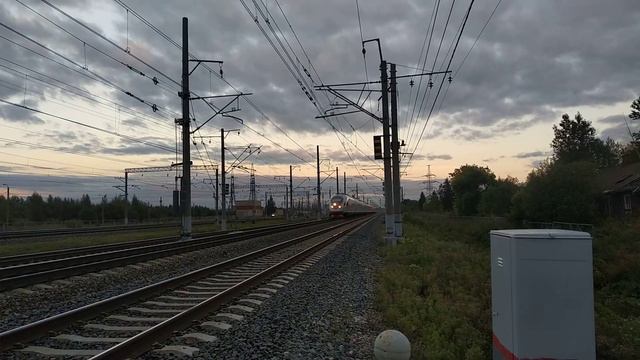 Сапсан 200 км/ч, Москва-СПБ смотреть онлайн