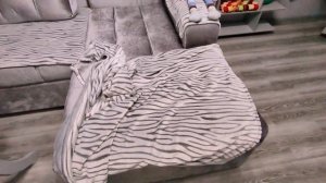 Покрывало на Диван?Разрезала и сшила?