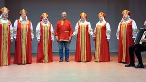 Подруженька - За горою у колодца