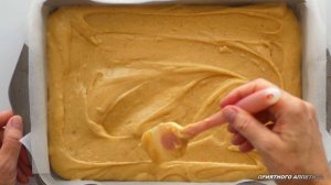 Королевская шарлотка со сливами