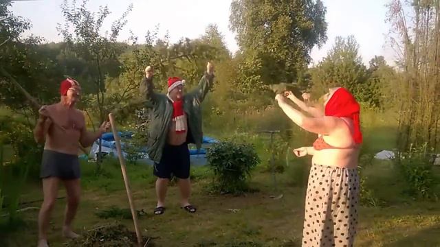 Аффтар жжот 14, новый год в бассейне! Happy New Year! Семейка Адамс смотреть онлайн