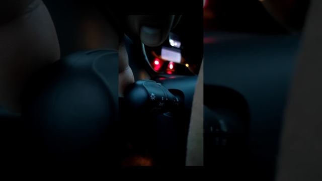 Рено Проводи меня домой. Renault #Shorts смотреть онлайн