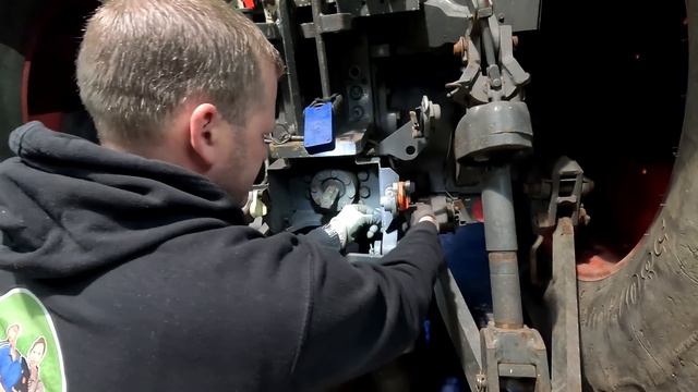 LohnerVLOG#336 Neuer Scharmüller Schlitten mit K80 am Fendt 614 LSA passt seit Jahren nicht, warum? смотреть онлайн