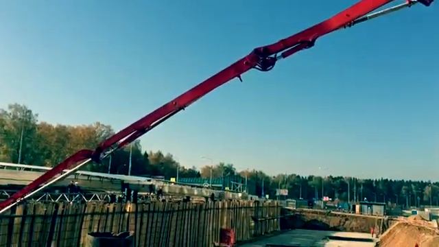 Праздник первого бетона провели на стройплощадке поликлиники в микрорайоне Изумрудные холмы. смотреть онлайн