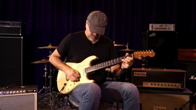 Fender Custom Shop Masterbuilt Wildwood 10 Artisan Korina Stratocaster • SN: CZ532510 смотреть онлайн