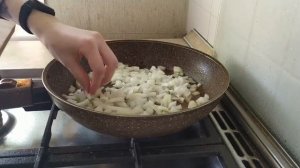 СЛИВОЧНАЯ КУРИЦА В СМЕТАНЕ на сковороде. Просто и Вкусно.