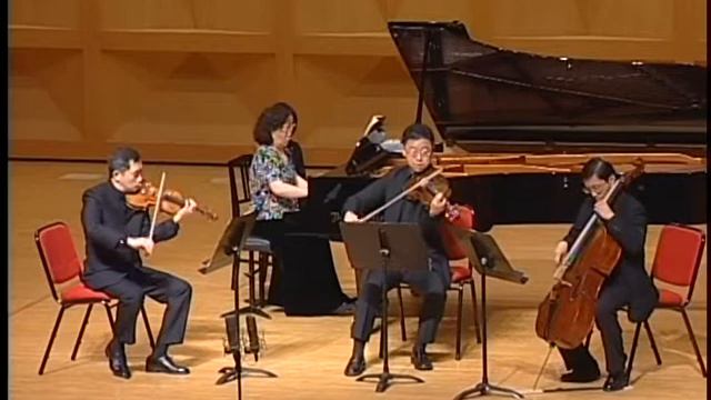 Beethoven Piano Quartet mov I 1 Grave Allegro ma non troppo смотреть онлайн