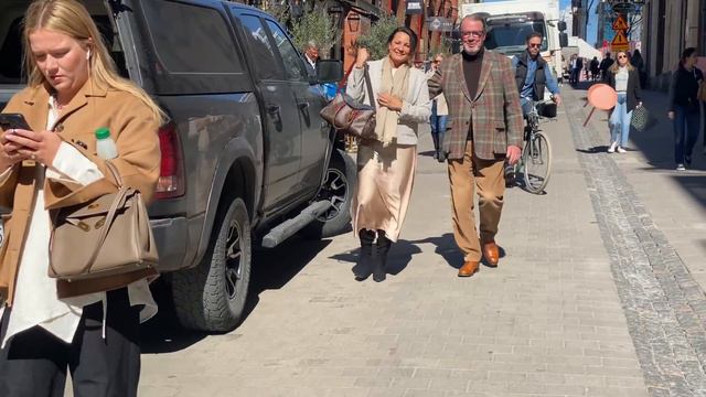 Street Style Stockholm | Wearable Fashion Trends | What to Wear Spring Summer смотреть онлайн