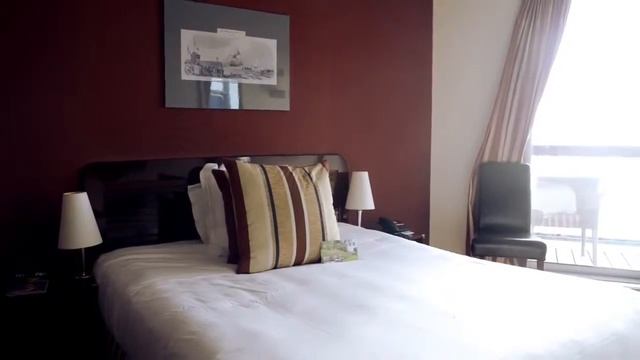 Hotel Restaurant Les Voiles avec vue sur la mer en Normandie à Sainte Adresse смотреть онлайн