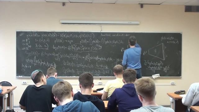 Нейробайесовские методы. Лекция 4. Вариационный автокодировщик смотреть онлайн