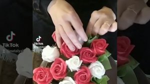 Делаем букет из мыльных роз. Просто и легко.