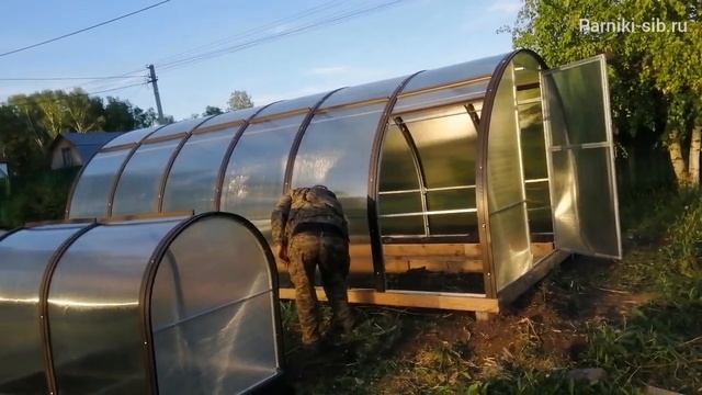 Теплица "Сдвижная-Люкс", с окрывающейся крышей и раздвижными  боками. проветривание теплицы.