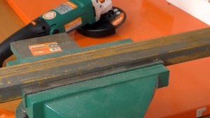 Почему она популярна?  Болгарка Sturm AG9514E: обзор, что внутри?