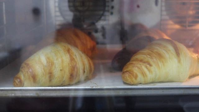 Круассаны в духовке ❤ Cooking with Love смотреть онлайн