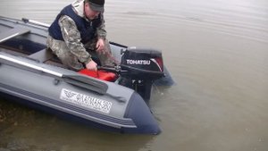 Первый запуска мотора Tohatsu 18. Река Тунгуска 15 апреля 2017 года