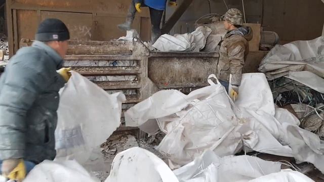 Pressmax.ru - Прессование плёнки и биг бэгов на прессе PRESSMAX 730 смотреть онлайн