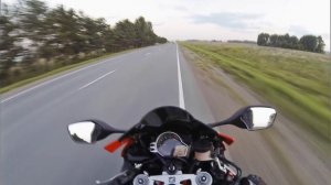 Байкер пролетел на мотоцикле - чуть не наложил в штаны _D.mp4