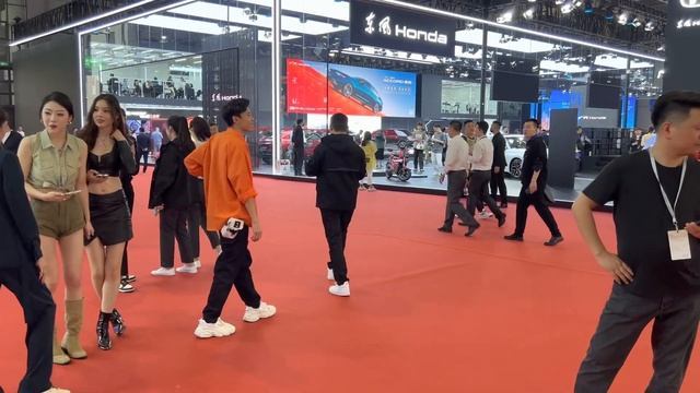 Автосалон в Шанхае 2023 смотреть онлайн