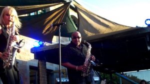 Gerald Albright, Mindi Abair, Dave Koz and Richard Elliot - I Feel Good live at Thornton Winery