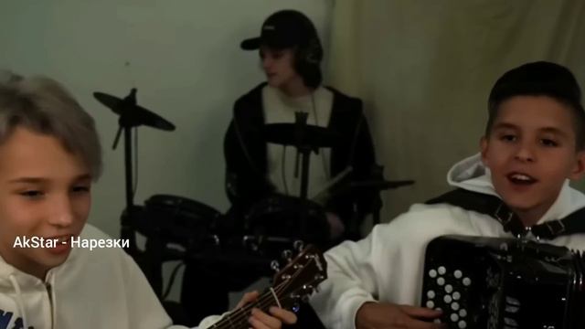 ВСЕ ИСПОЛНЕНИЯ ИЗ "МАЛЫШИ-ВИРТУОЗЫ ДОВЕЛИ ДО СЛЕЗ на СОБЕСЕДОВАНИ в МУЗЫКАЛЬНУЮ ГРУППУ| ft. Хижин.. смотреть онлайн