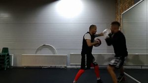 Повторная атака через side step. Работа на лапах. Бокс - Александр (Барнаул 22) cccpboxer