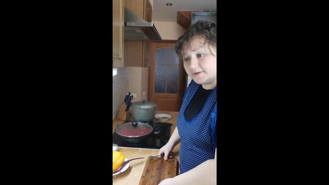 Борщ красный с кабачковой икрой