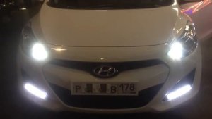 Установка светодиодных ходовых огней в штатное место Хендай I 30