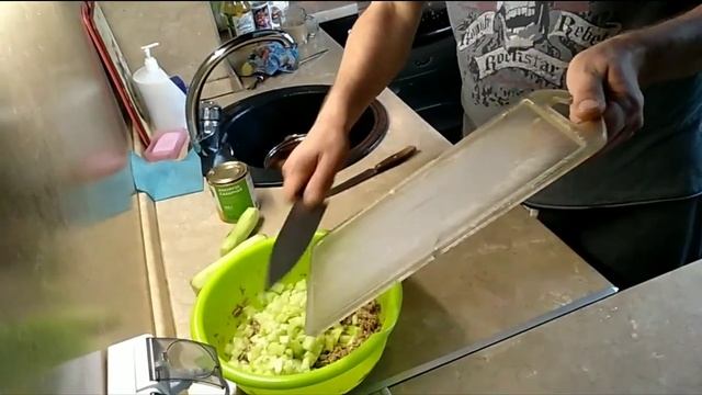 Рыбный САЛАТ.Рецепты салатов.Салат с КОНСЕРВОЙ