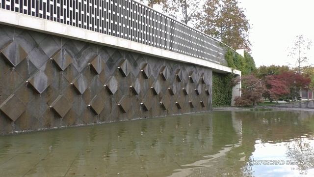 LesFM - Upbeat Indie Folk