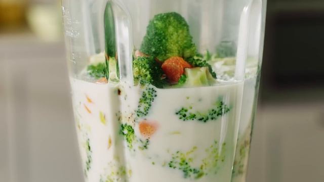 Суп-пюре с брокколи. Естественно с Nemoloko!