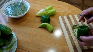 САЛАТ НА ЗИМУ ИЗ ОГУРЦОВ И ПЕРЦА