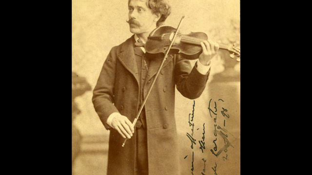 László Szentgyörgyi plays Sarasate : Zapateado смотреть онлайн