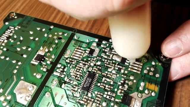 Доработка блока питания телевизора LG EAX64905501 LGP4750-13PL. Делаем ограничение тока подсветки. смотреть онлайн