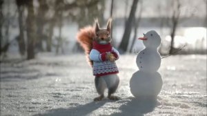 Новогодняя заставка Первого канала 2017 - Белочка и снеговик #1