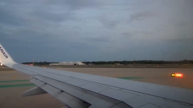 Barcelona–El Prat Airport terminal 2 to East Midlands HD Airport 29th August 2014 смотреть онлайн